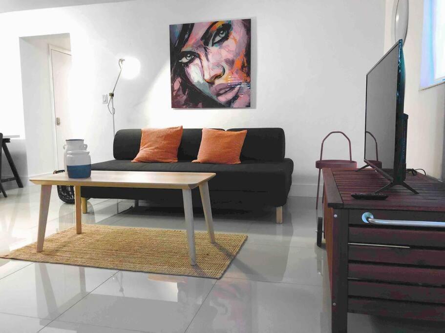 Groveo4 10 Min From The Beach Miami Luaran gambar